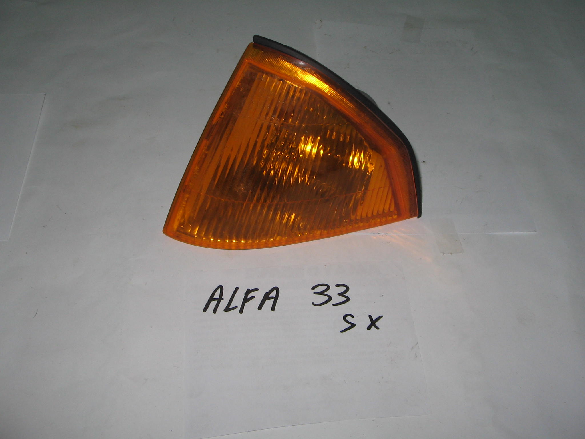 ALFA ROMEO 33 FANALINO ANTERIORE NUOVO N.1043